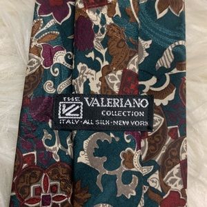 Valeriano silk‎ USA made tie